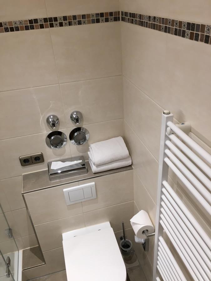 Parkhotel Leiser Planegg Rom bilde